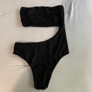 Myra Swim “Spade”